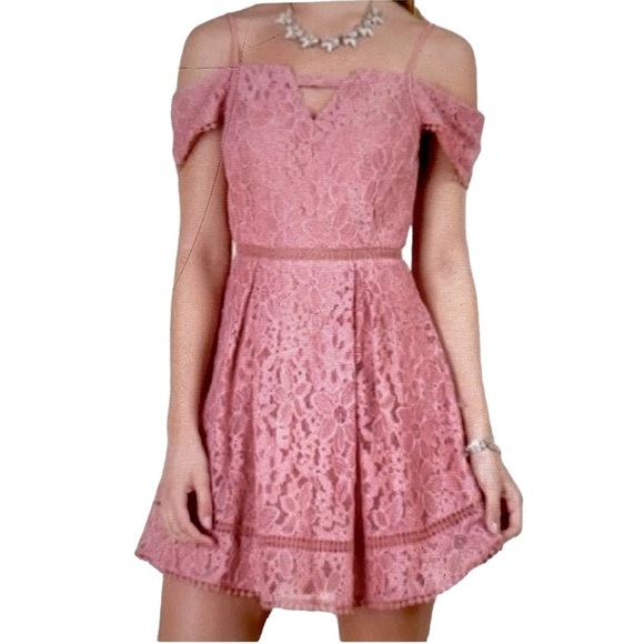 Francesca’s Dusty Rose Lace Off Shoulder Dress - Picture 1 of 6